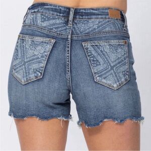Judy Blue Paisley Bandana Mid Rise Jean Cut Off Shorts Size XL NWT